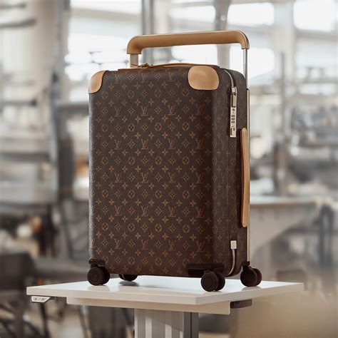 louis vuitton horizon 50